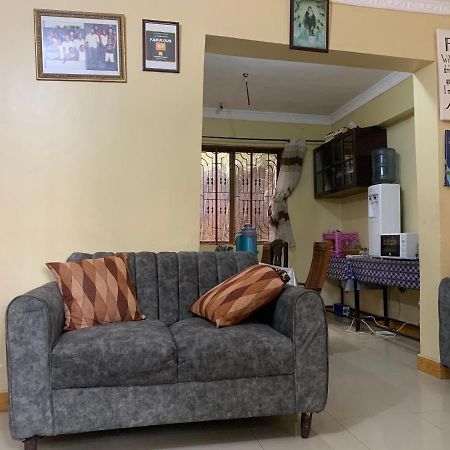 Auberge de jeunesse Jj & Je Family House à Dar es Salaam Extérieur photo