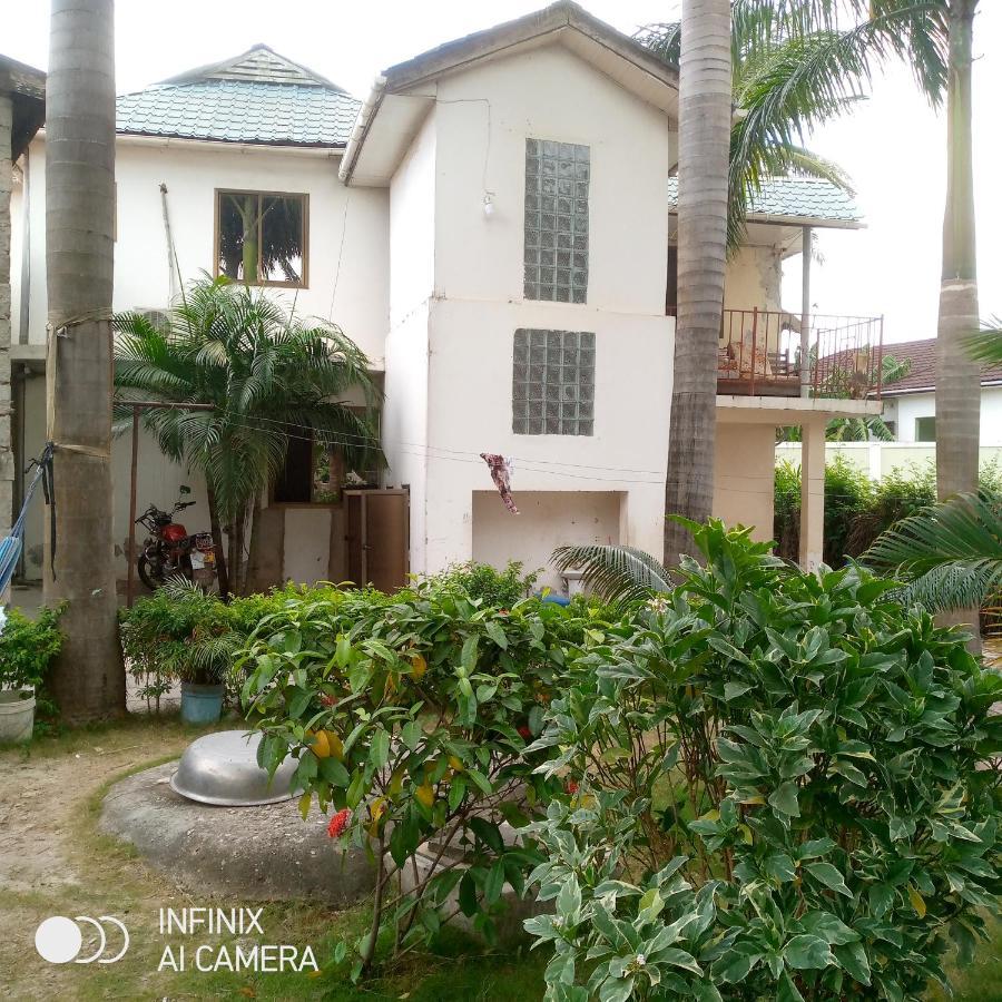 Auberge de jeunesse Jj & Je Family House à Dar es Salaam Extérieur photo